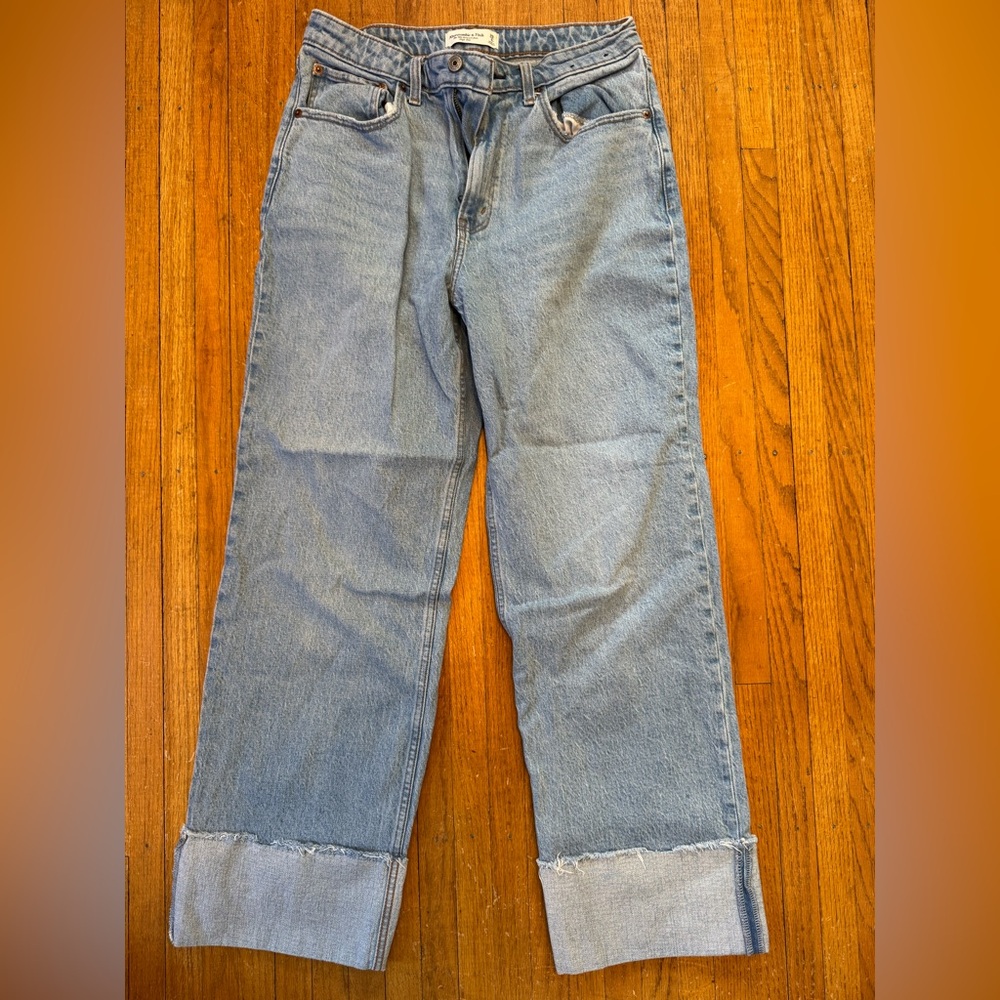 Abercrombie & Fitch Light Blue Relaxed Men's Jeans